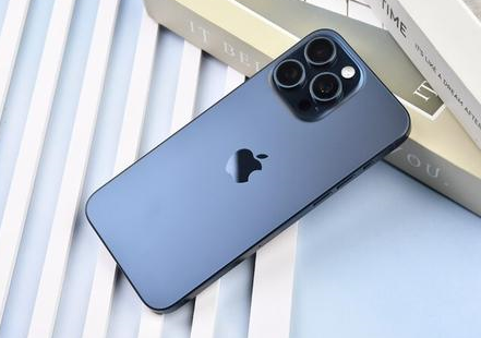 黄龙苹果维修点分享iPhone 15 Pro Max屏幕更换全新实操风险 